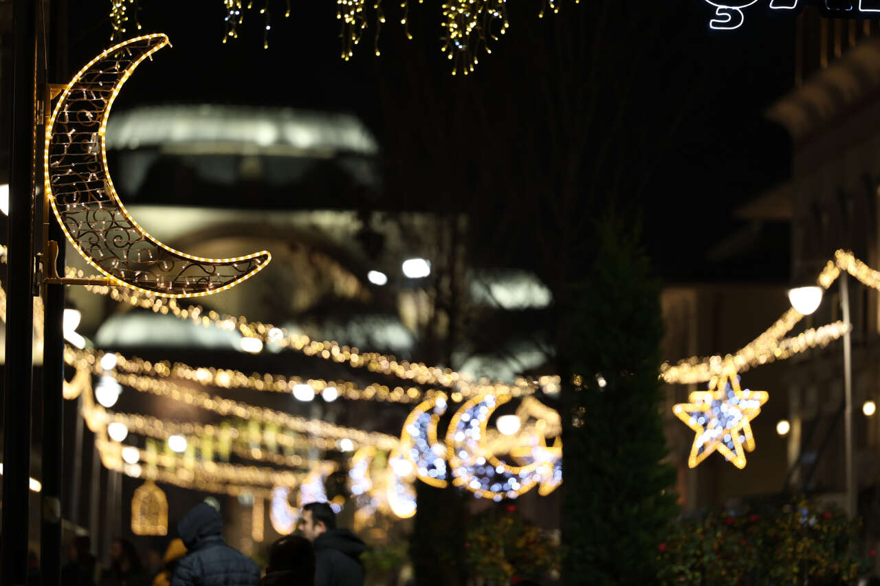 Şeb-i Arus için ışıklandırılan Konya sokaklarında görsel şölen oluştu 4